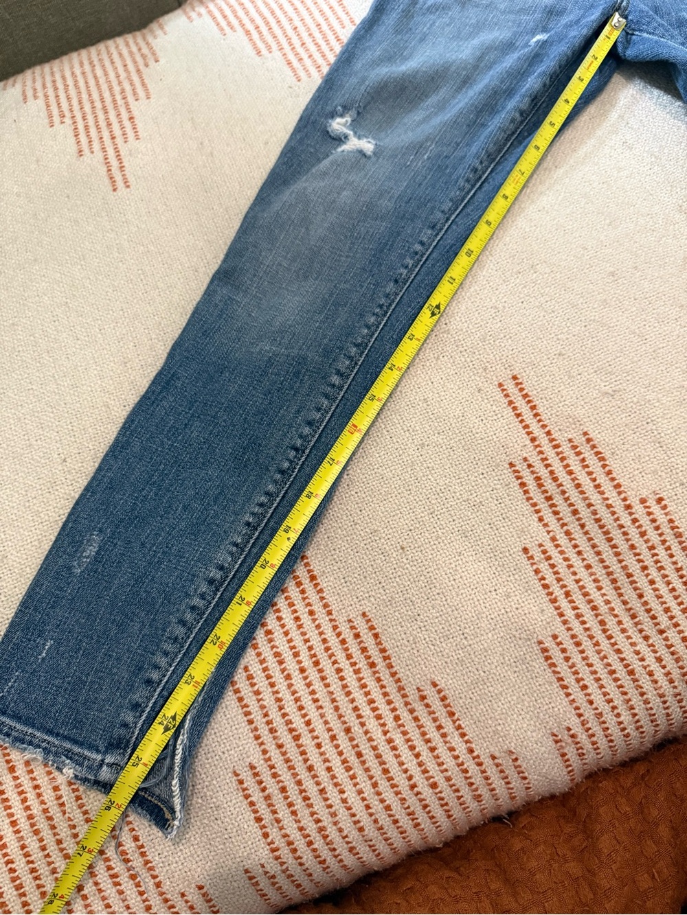 Lucky Brand Women's Slim Jeans Blue Denim Distressed Size 4/27 - Picture 6 of 11